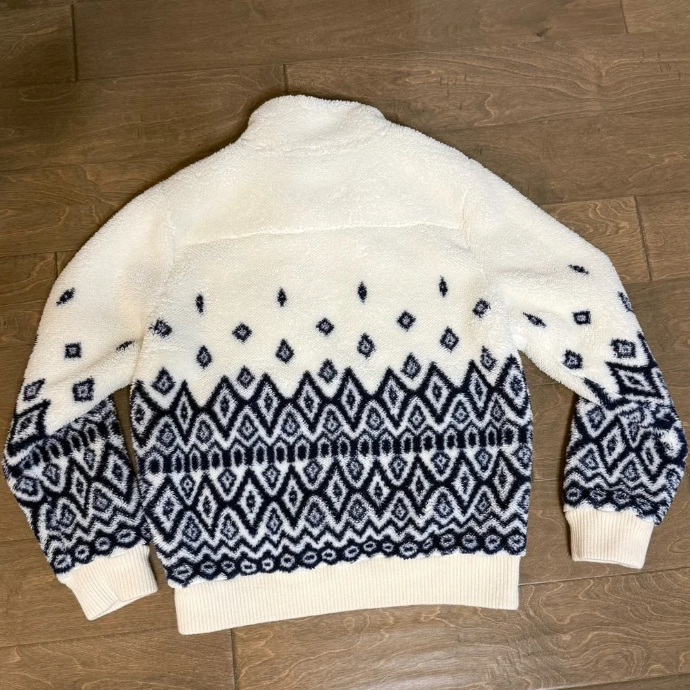 Never Worn! Vineyard Vines Women’s Fair Isle Quarter Zip Lush Teddy Shep Shirt - Picture 5 of 7
